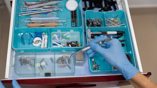 How to Build a Perfect Surgical Tray Setup for Efficient Implant Procedures?
